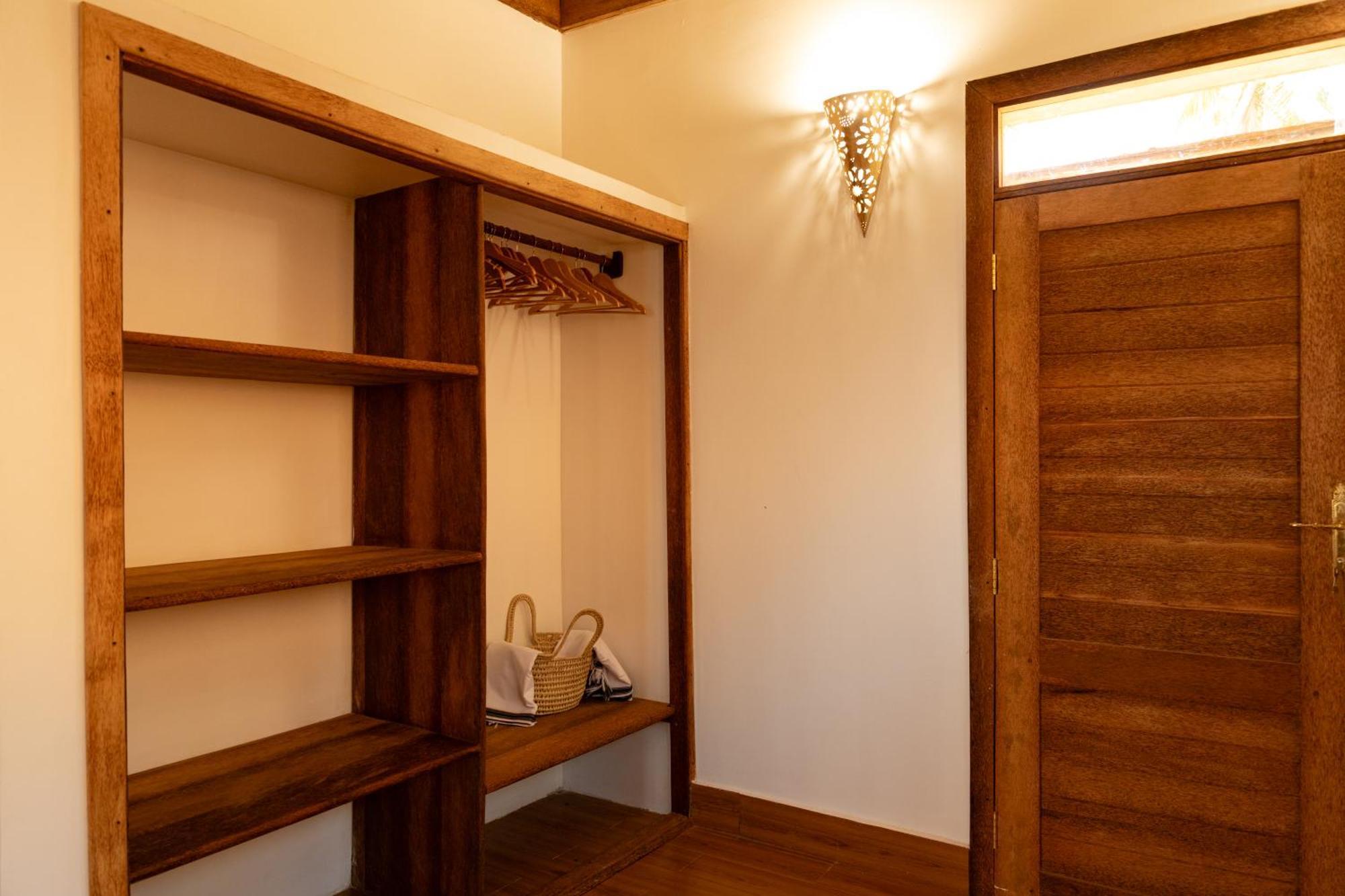 Pole Pole Bungalows Utende ภายนอก รูปภาพ