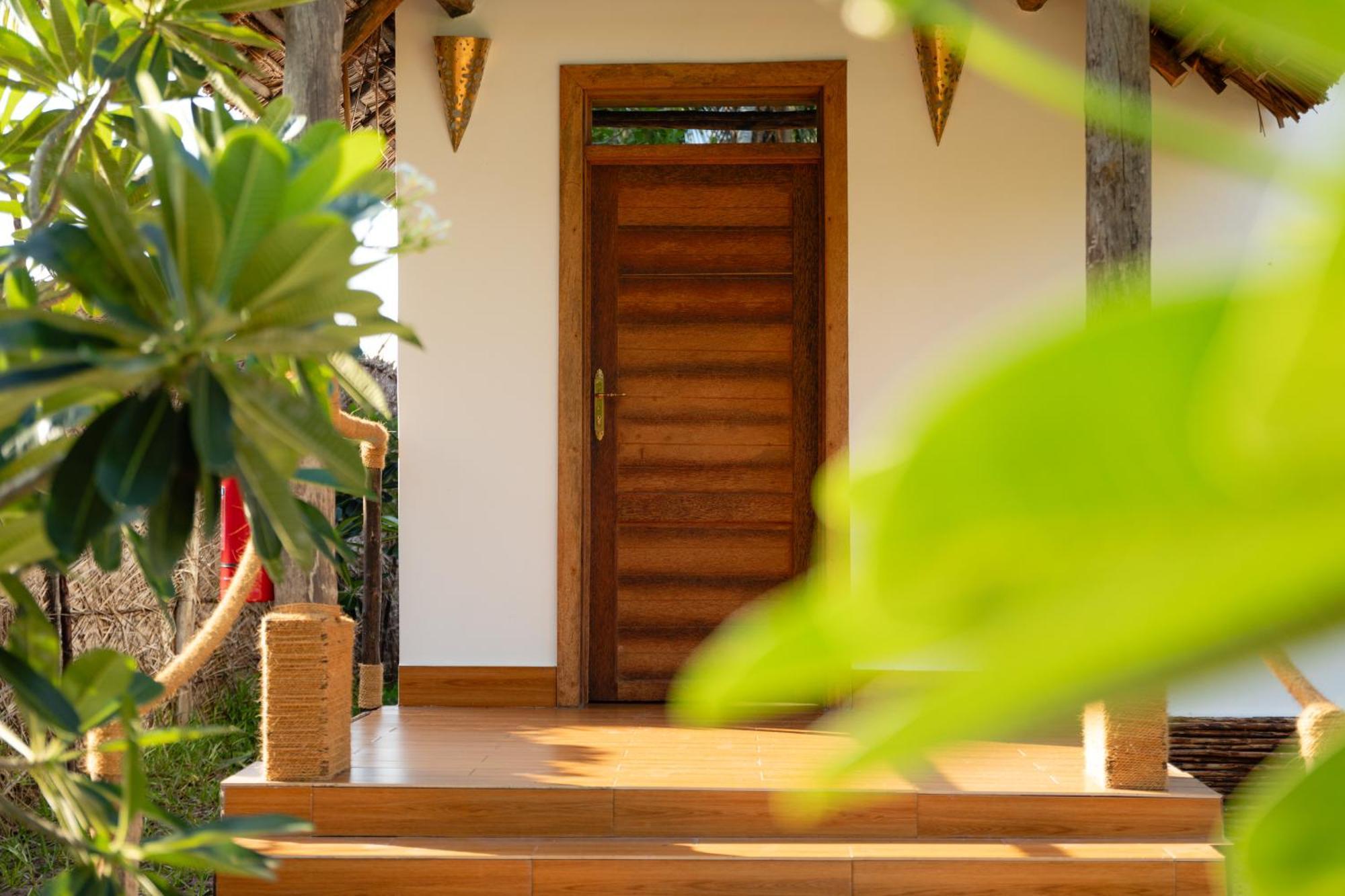 Pole Pole Bungalows Utende ภายนอก รูปภาพ