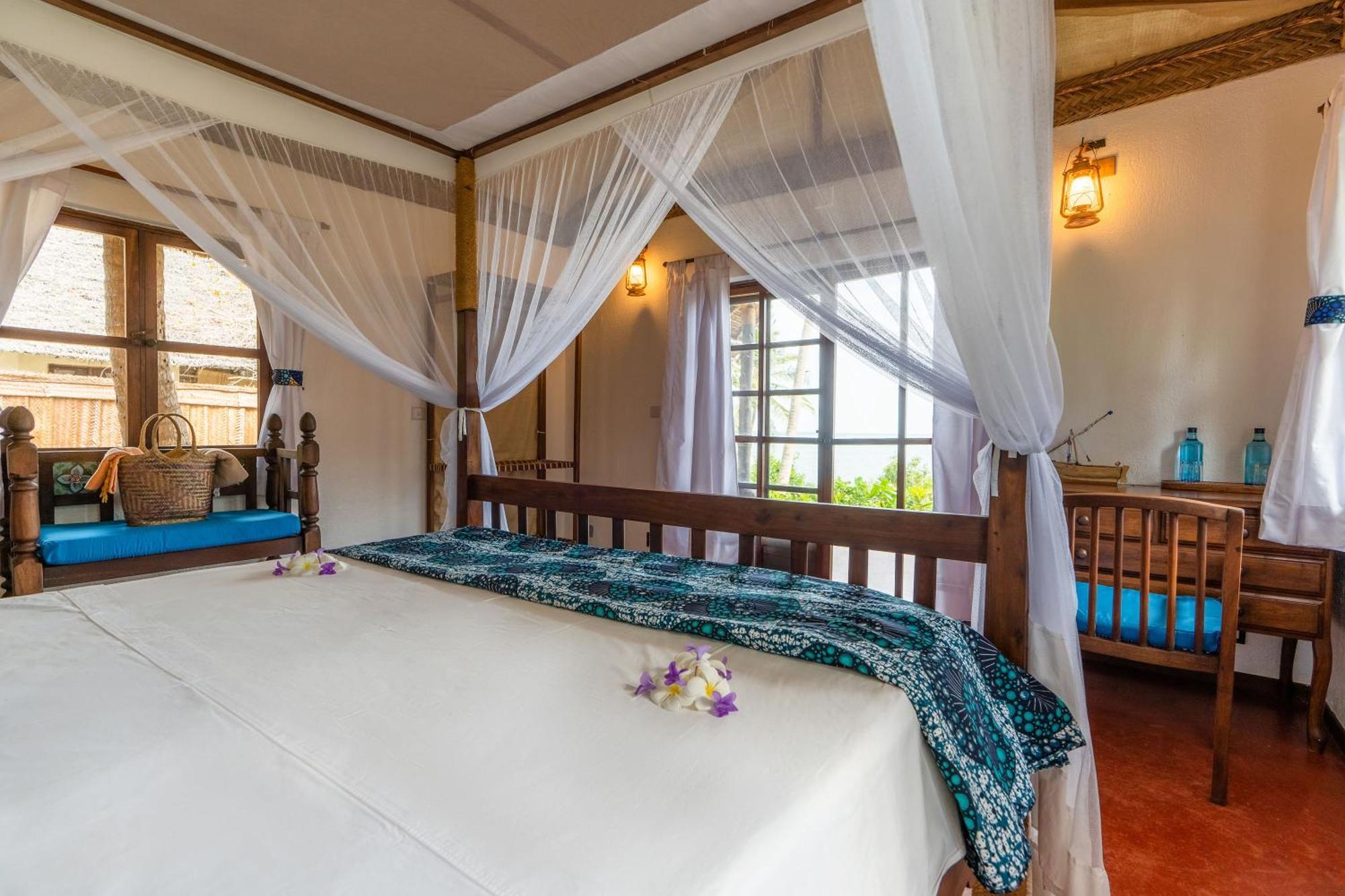 Pole Pole Bungalows Utende ภายนอก รูปภาพ