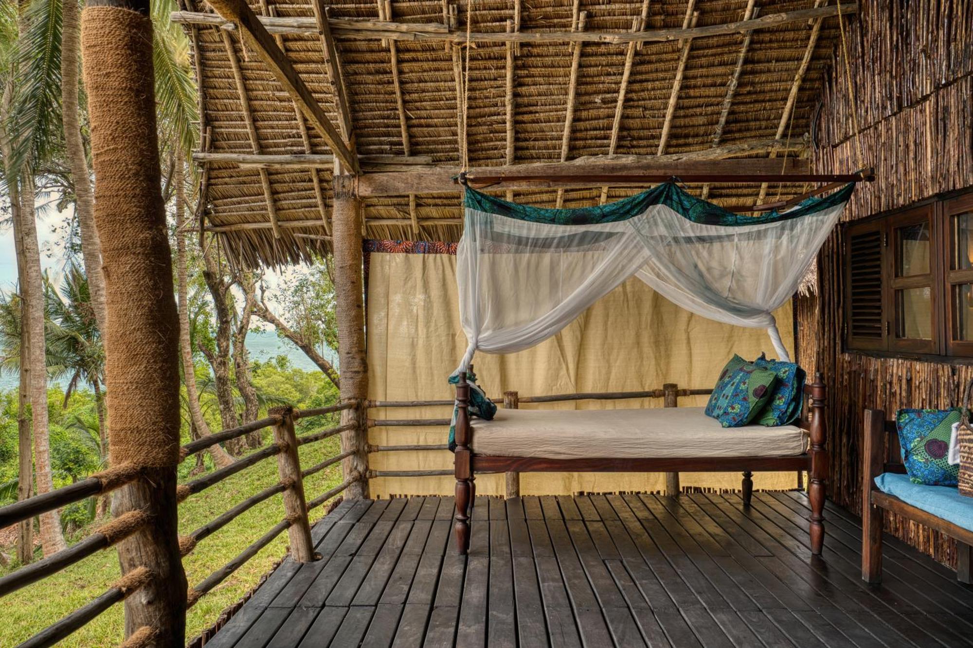 Pole Pole Bungalows Utende ภายนอก รูปภาพ